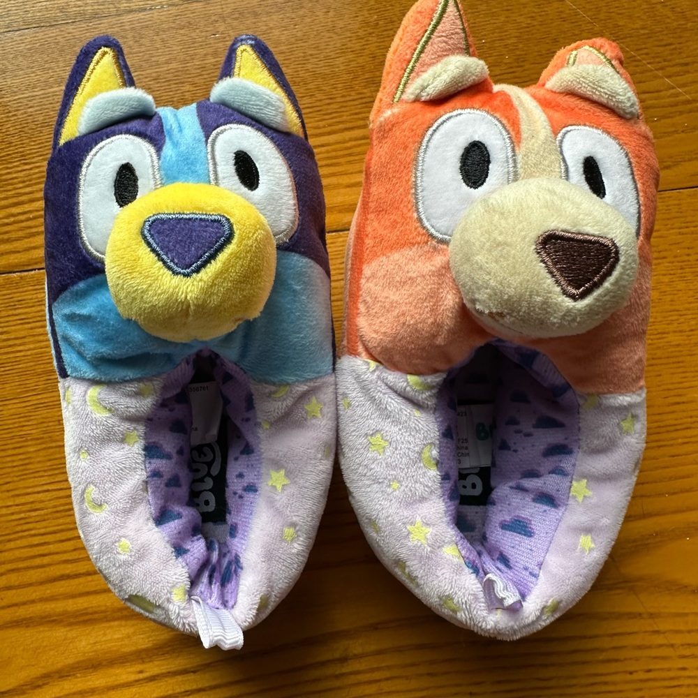 Bluey & Bingo Colorful Toddler Slippers size 5/6